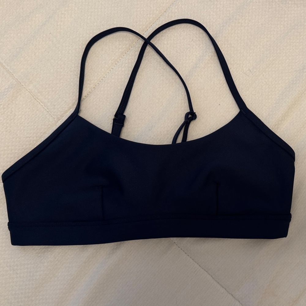 ALO Yoga - Airlift Intrigue Bra